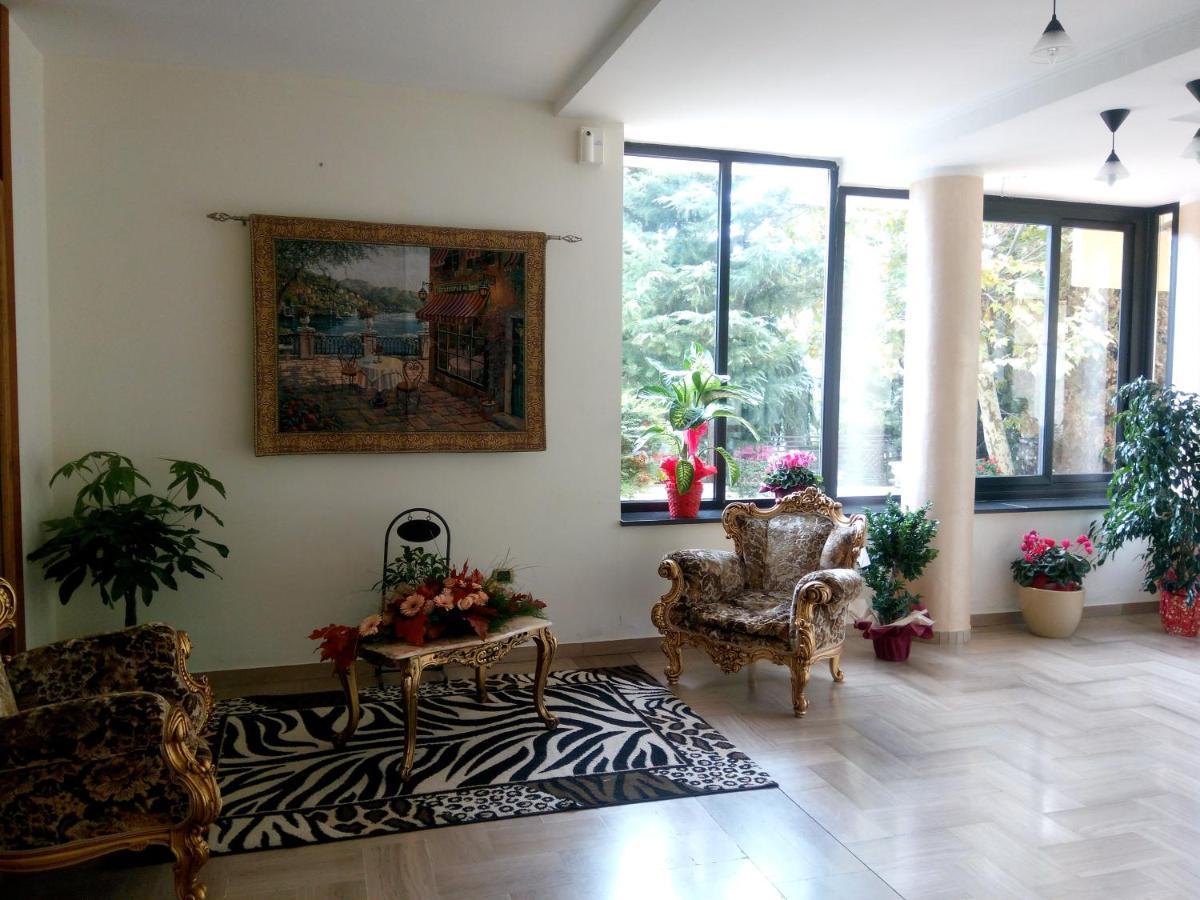 Hotel Al Querceto Tocco Caudio Εξωτερικό φωτογραφία